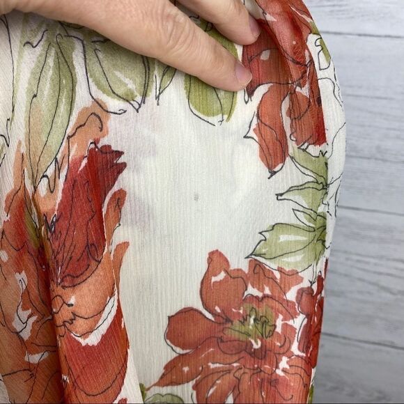 Gibson Chiffon Floral Tank - Picture 8 of 8